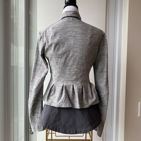 Lululemon Bust A Move Jacket - Picture 11 of 16